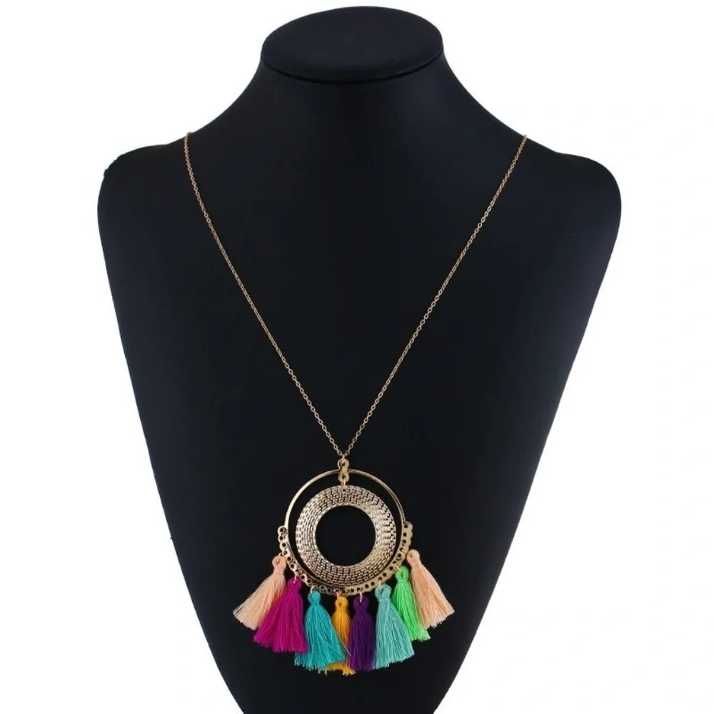 *CICELY* Round Multicolor x Gold Pendant Tassel Style Necklace